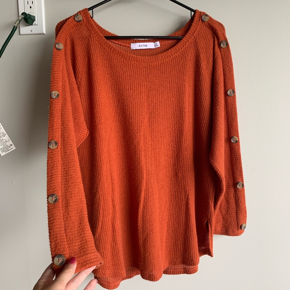 Burnt orange button-lined Sweater